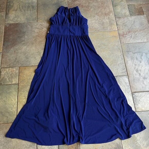 R&M Richards Women's Embellished Front Slit Gathered Halter Dress Size 8 Petite - Picture 8 of 9